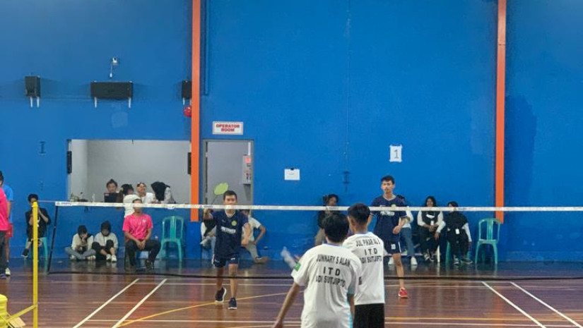 KLUB BADMINTON ITD ADISUTJIPTO RAIH 2ND RUNNER UP DALAM TIDAR CUP 1st SERIES