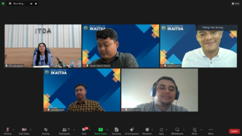 STRATEGI SUKSES MEMBANGUN KARIR DI ERA DIGITAL UNTUK ALUMNI