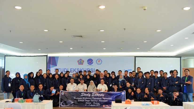 STUDY EXCURSIE MAHASISWA DEPARTEMEN INFORMATIKA STTA  KE JAKARTA – BANDUNG