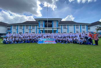 ITD ADISUTJIPTO TERIMA KUNJUNGAN INDUSTRI SMK N 1 BUMIJAWA TEGAL