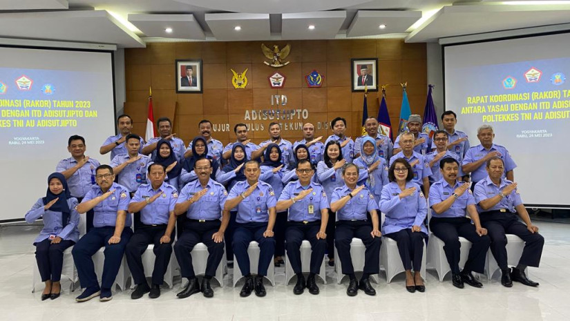 RAPAT KOORDINASI YAYASAN ADI UPAYA DENGAN ITD ADISUTJIPTO DAN POLTEKKES TNI AU ADISUTJIPTO