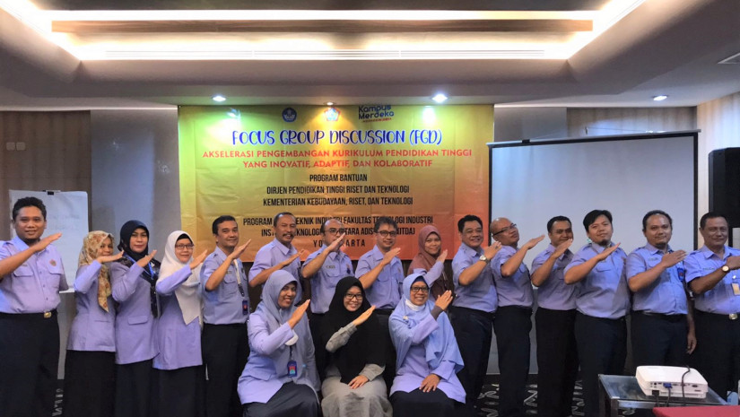 FOCUS GROUP DISCUSSION (FGD) AKSELERASI PENGEMBANGAN KURIKULUM PRODI TEKNIK INDUSTRI ITD ADISUTJIPTO YANG INOVATIF, ADAPTIF, DAN KOLABORATIF