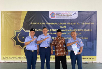 DOA BERSAMA PEMBANGUNAN MASJID AL-IFTIHTAR ITD ADISUTJIPTO DAN PEMBUKAAN PMB 2023/2024