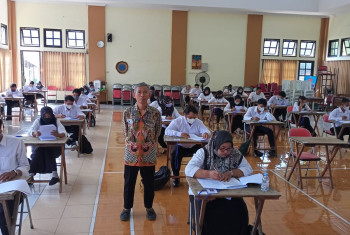 DOSEN ITD ADISUTJIPTO JADI PANITIA SELEKSI PENERIMAAN CALON PERANGKAT DESA DI KABUPATEN KLATEN