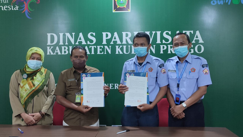 ITD ADISUTJIPTO DAN DINAS PARIWISATA KABUPATEN KULON PROGO KERJASAMA PENGEMBANGAN DESA WISATA